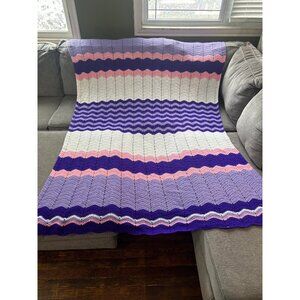 Vintage pink purple white colourful cozy knitted crochet blanket warm
